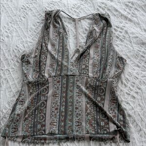 Sleeveless V-Neck Striped Floral Tank Top in Sage Brown